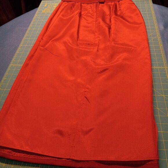 Casual Corner Red Jacket and Skirt Set - Picture 11 of 12